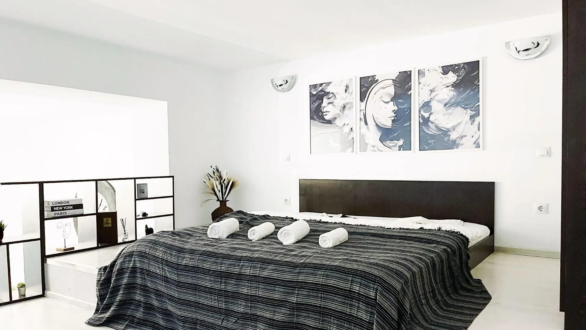 Old Town Loft Apartment Bucharest Romania